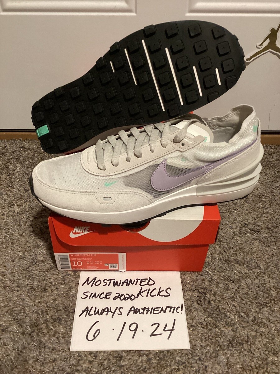 nike waffle one size 10