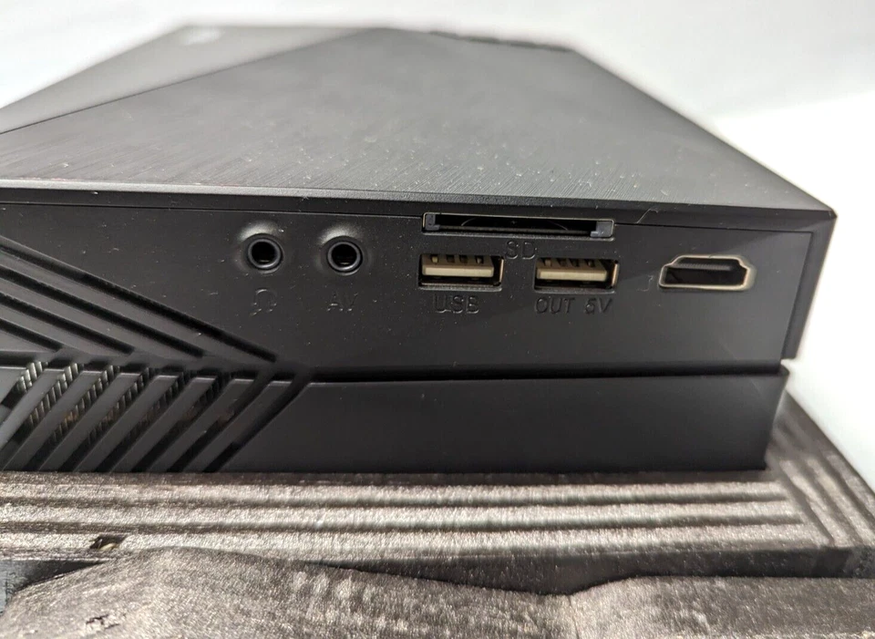 Proyector LED Tronfy - Capaz HD y VGA - Soporte de madera ajustable - Funciona Foto 3 de 4