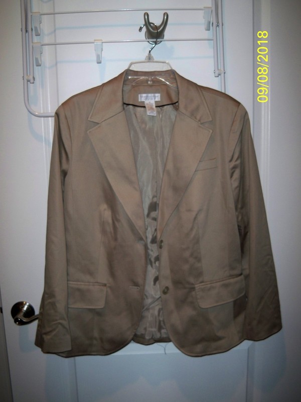 BRAND NEW! WORTHINGTON STRETCH WOMEN'S TAN SUIT JACKET, SIZE 16!