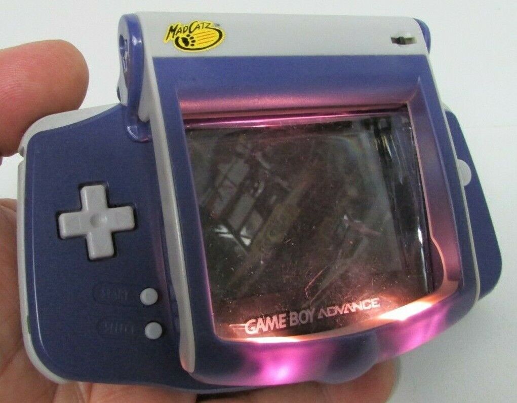 NINTENDO Game Boy Advance AGB-001 Handheld System Game & MadCatz Magnifier  Light