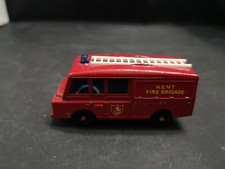 MATCHBOX LESNEY No57C LAND ROVER FIRE ENGINE