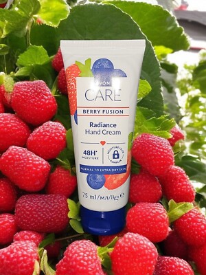 Avon Care Radiance Berry Fusion  Hand Creme Erdbeer Blaubeer Extrakt Pflege