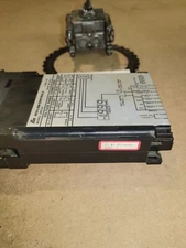 RED LION CONTROLS APLVA400 MODEL: APLVA