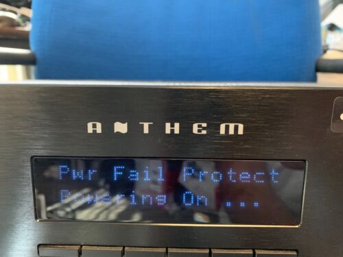 Anthem MRX 720 For Parts or Repair. Powers On Then Powers Off