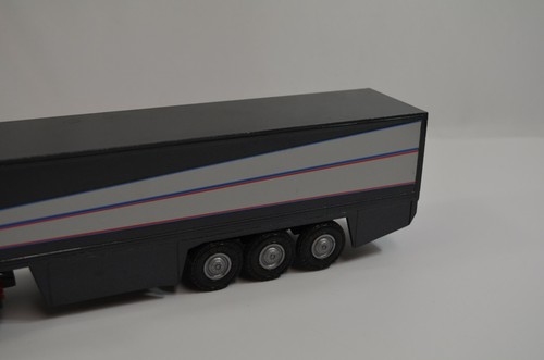 NZG 1748S Mercedes Benz Semi w Trailer #313 Sattelzug-Maschine Diecast Truck - Picture 3 of 12