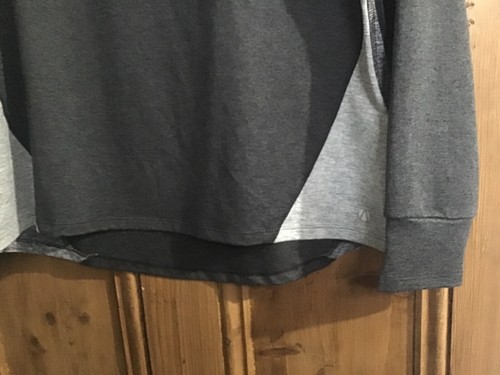Nuovissimo top da allenamento donna Marks and Spencer Activewear grigio taglia 16 - Foto 4 di 6