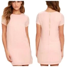 Lulus womens pale pink shift dress shirt sleeve zipper back.Size Small.