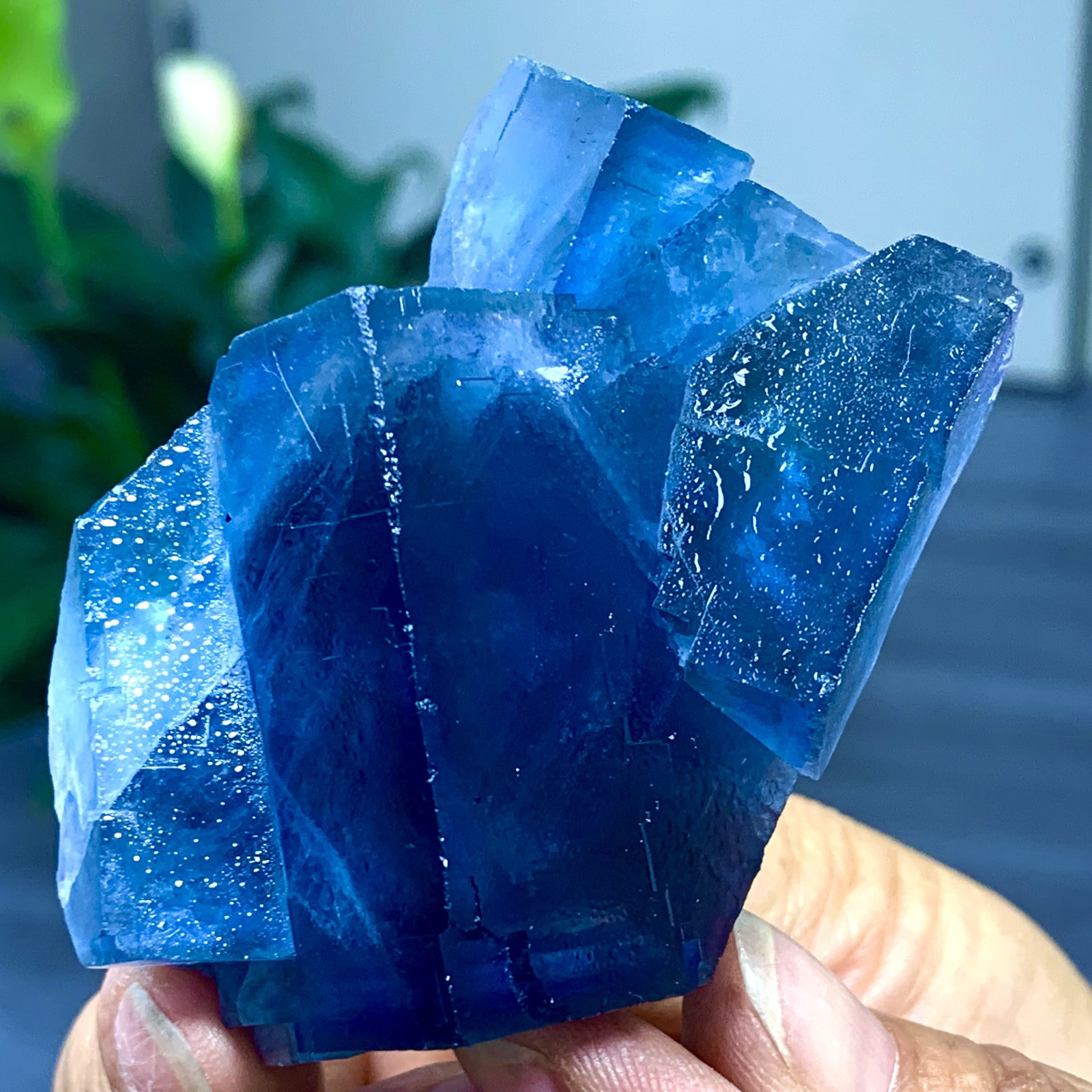 135G Transparent Blue Cube Fluorite Crystal Mineral Specimen from China