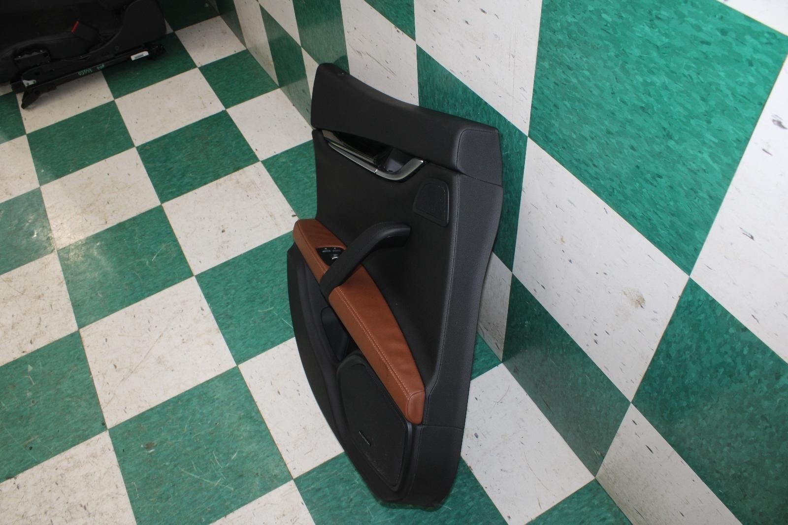 Maserati Ghibli 2014-2017 Rear Left Door armrest Brown