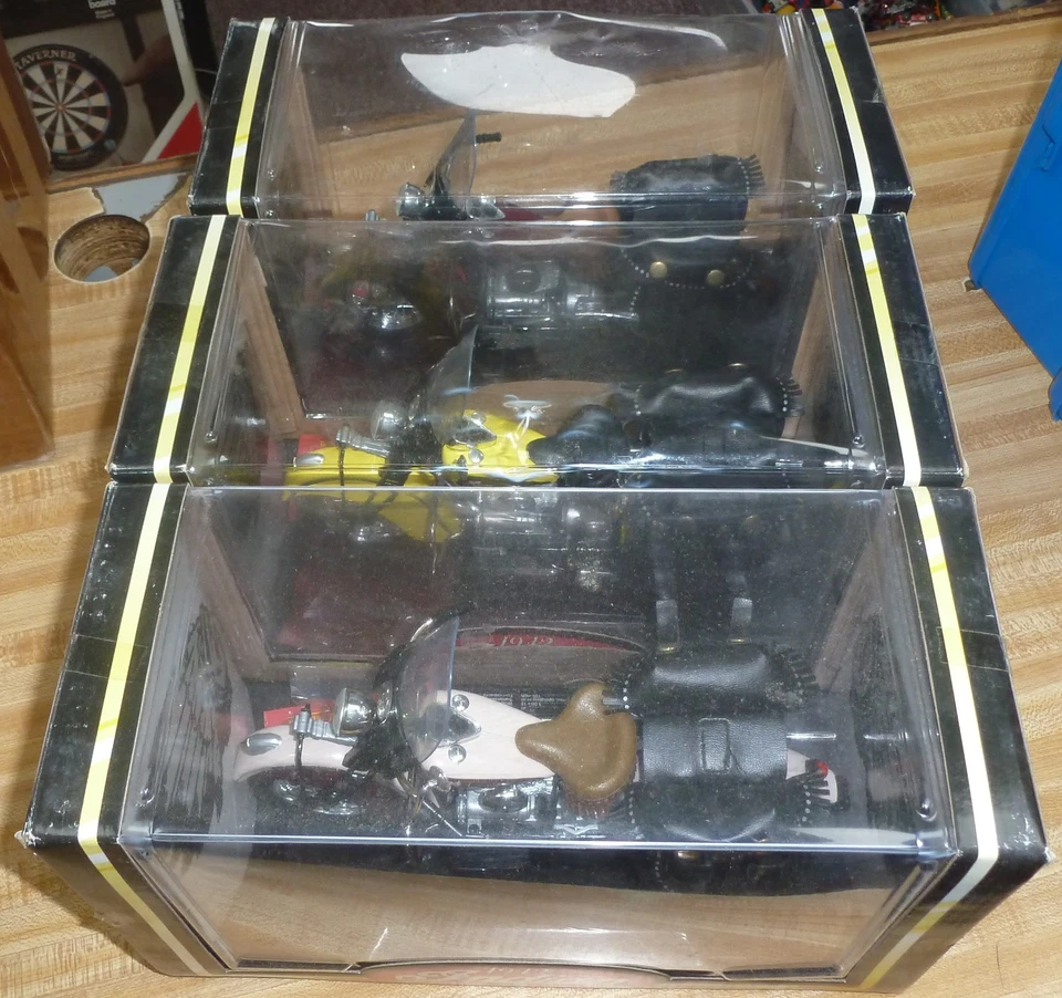 LOT OF 3 Tootsie Toys 1942 Indian Motorcycle 442 Die-Cast WITH SADDLE BAGS 1996 - Image 3 of 4