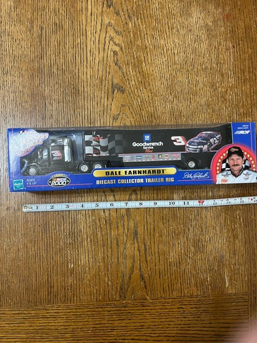 Dale Earnhardt #3 - Winners Circle Goodwrench 1/64 Scale Die-Cast NASCAR RIG NIB