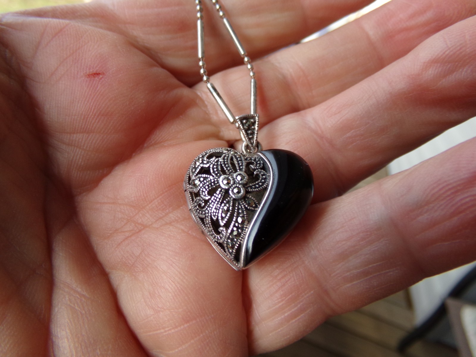 Solid Sterling Silver 925 Heart Locket Necklace 2… - image 4