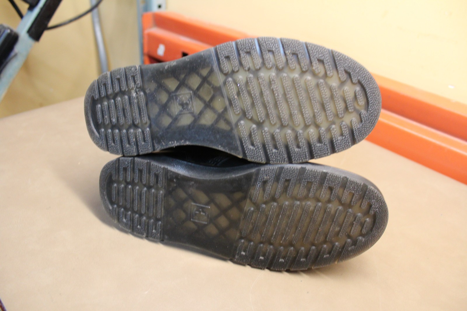 Dr Doc Martens The Original Women's 7 Black Air Walk Combat Boots thumbnail 5