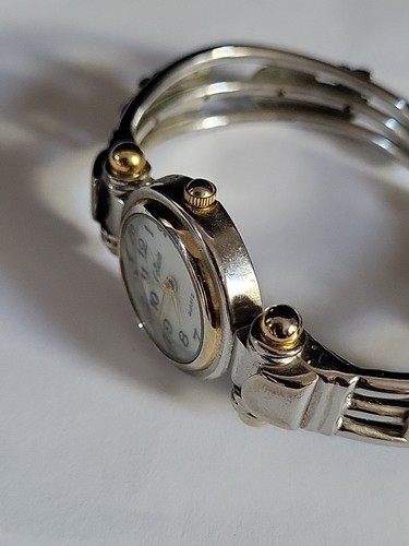 Collezio Elephant Cuff Women Watch - Picture 7 of 10