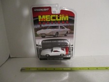 Greenlight Mecum Auctions 1969 Dodge Charger Daytona White 1:64 2020 NIP