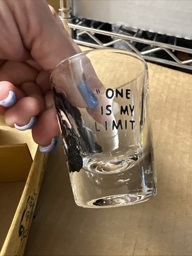 VTG Roving Eyes Shot Glasses Thick Base 4 With Display Box Google Eyes e650 - Picture 9 of 18