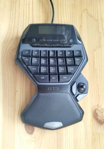 Logitech G13 Advanced Gameboard