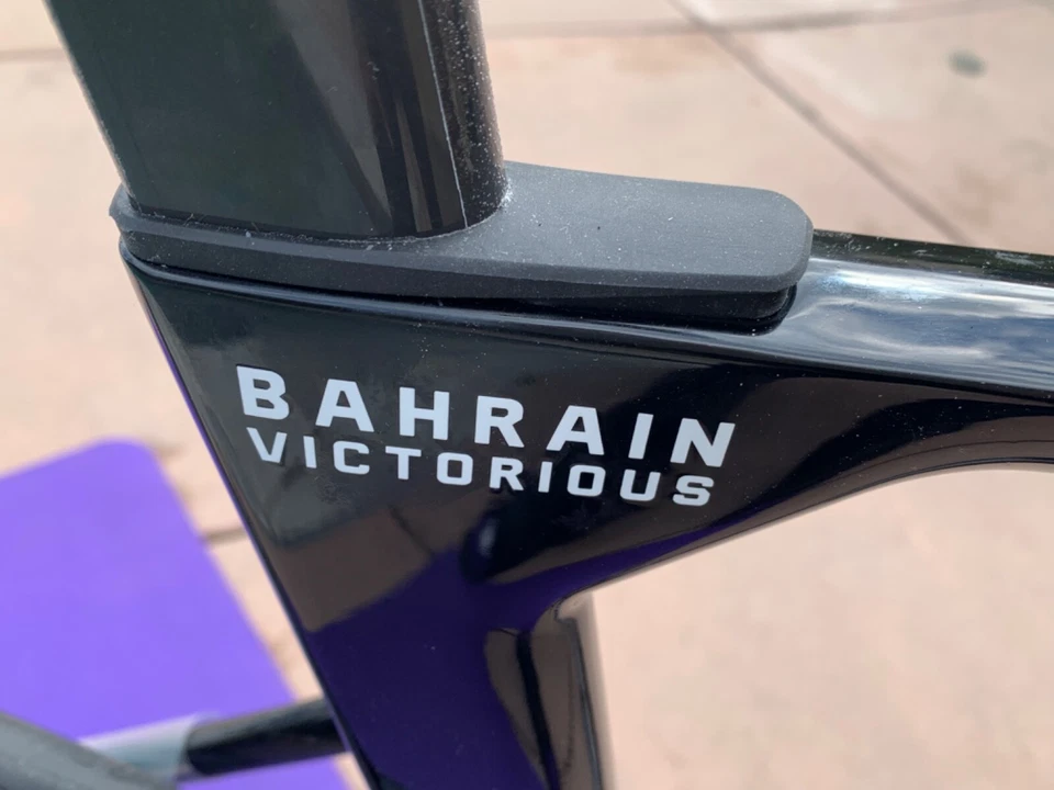 MERIDA REACTO EDICIÓN LIMITADA. EQUIPO BAHRAIN RÉPLICA M 2022/3 CARBONO grava carretera-carrera NUEVO Foto 3 de 4