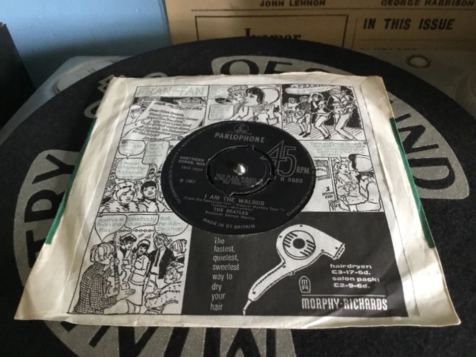 The Beatles Vinyl 45 Hello Goodbye - I Am The Walrus Uk Decca Contract Pressing - Image 2 of 4