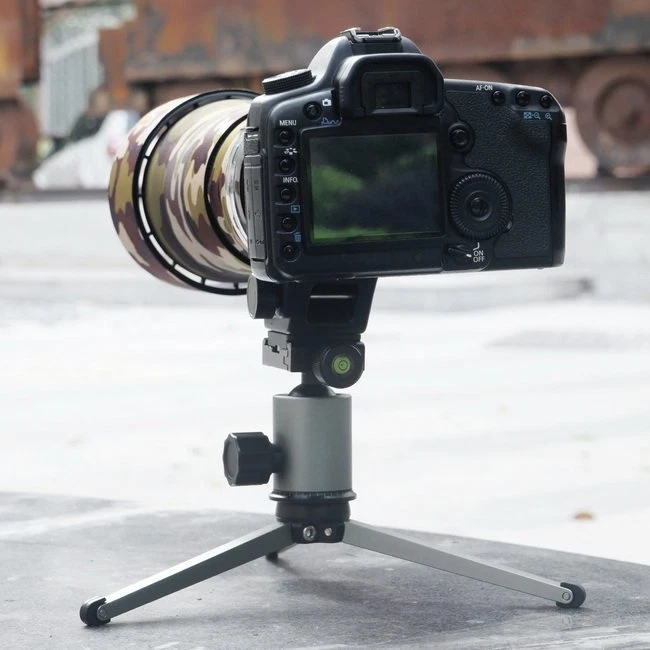 Selens Universal Heavy Duty Mini Foldable Table Top Tripod Support Stand Holder - Image 4 of 4