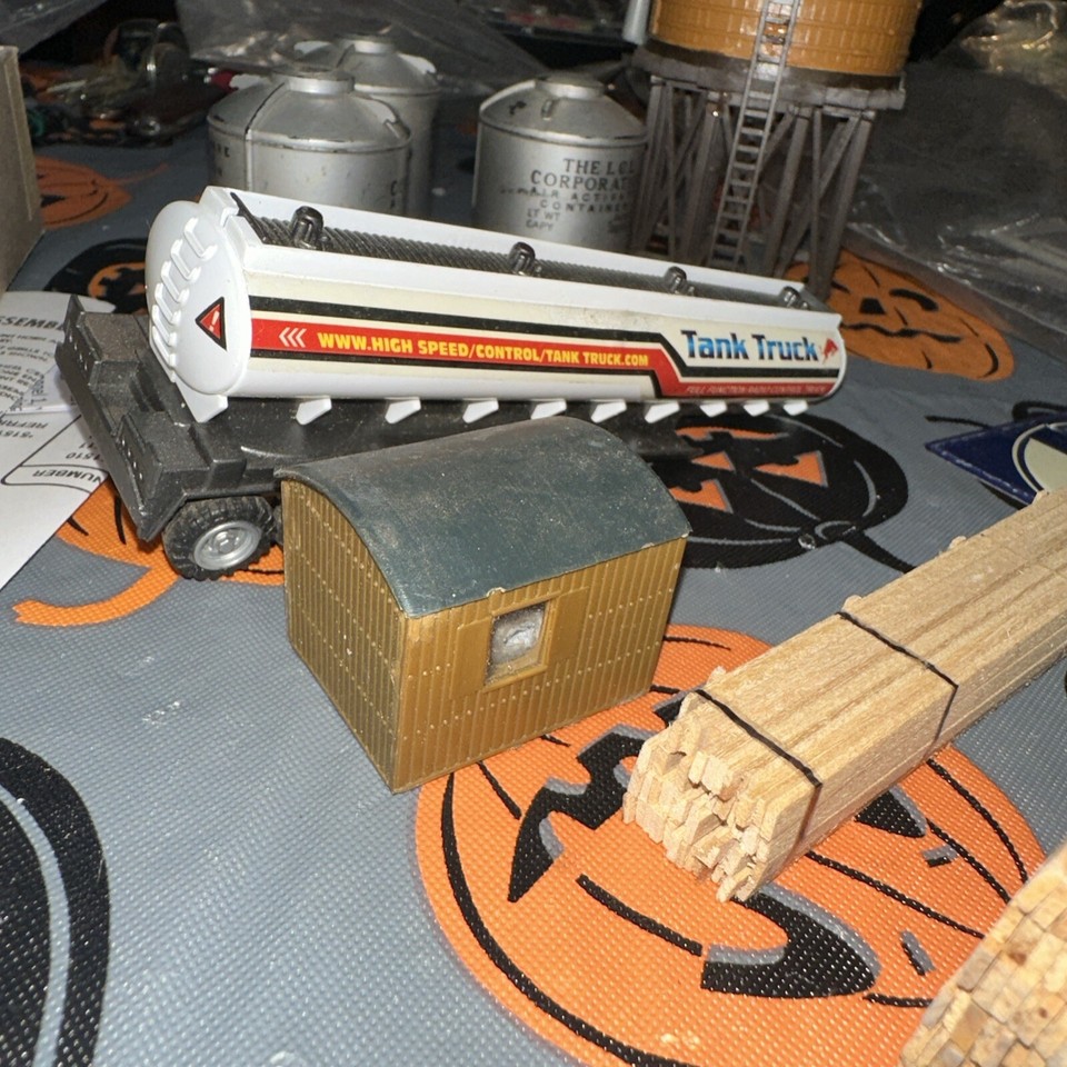 HO Train Accessories Scenery Wood Tank Truck eBay