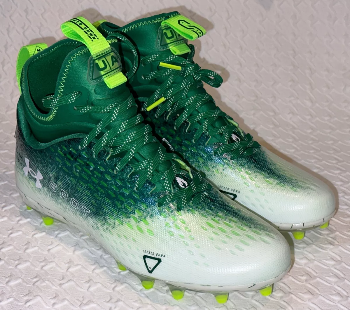 UNDER ARMOUR Spotlight Lux MC LE Green Football Cleats Mens 8 8.5 9 10.5 12.5 14