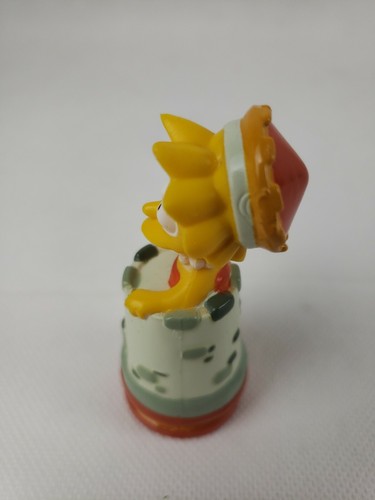 The Simpsons 3D Chess Set Replacement Piece Lisa The Red Castle 2-3" FIGURE - Picture 8 of 10