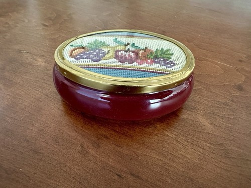 Vintage Framecraft ovale Schmuckstückbox 3"" abgeschlossen Blumen- & Obstkreuzstich lila UK - Bild 3 von 8