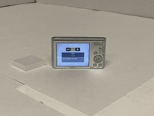 Sony DSC-W830 SteadyShot 20.1MP 8x Optical Zoom Compact Digital Camera