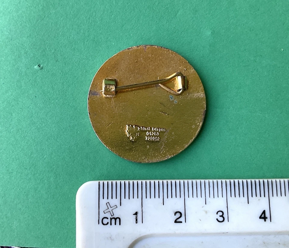 Vintage Accrington Stanley  FOOTBALL CLUB  Enamel pin badge Merseyside - Image 2 of 4