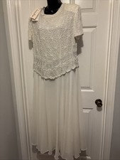 1980s Lawrence Kazar New York White/Ivory Beaded Evening Gown XL
