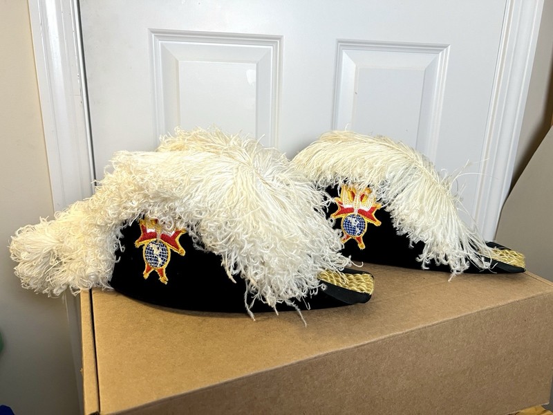 Knights of Columbus Chapeau (2) and Box