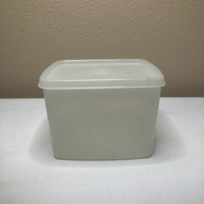 Tupperware Square Round Clear Vintage 1980s 16 oz Medium #3120 Freeze It