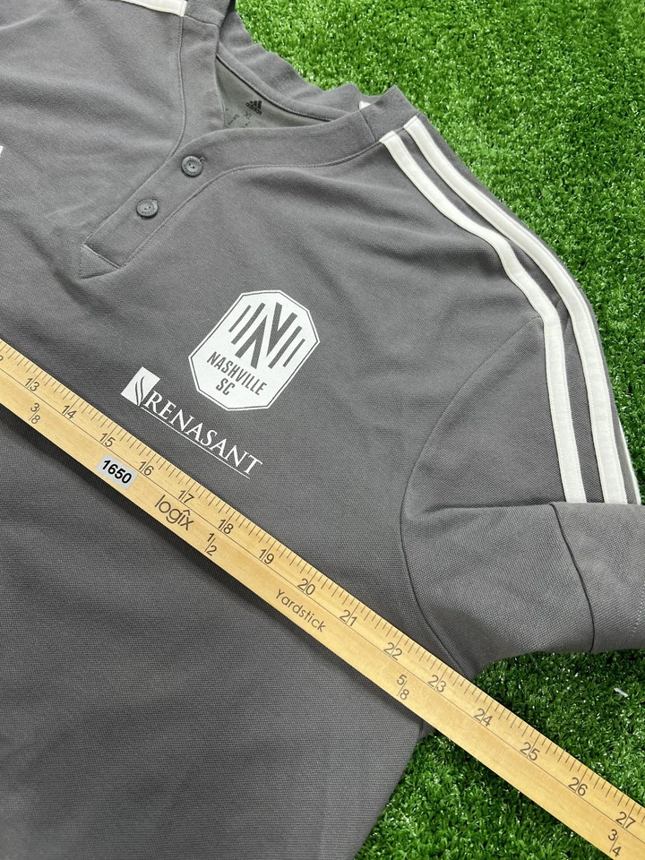 Camisa Nashville SC Para Hombres XL Gris MLS Fútbol Adidas Aeroready Henley Renasant Foto 4 de 4