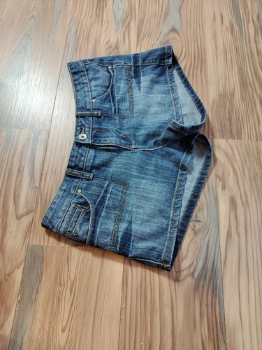 Mudd Y2K Style Low-Rise Blue Denim Button Front Shorts Juniors Size 13 - Picture 4 of 12