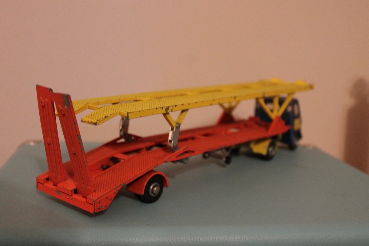 Dinky Toys - Camion AEC Articulated Lorry + Hoynor Car Transporter - Angleterre, 1:43