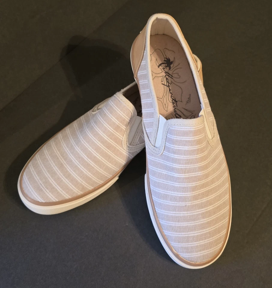 Zapatos Tenis Margaritaville Talla 7 Sin Cordones Playa Barco Verano Informales Rayas Foto 3 de 4