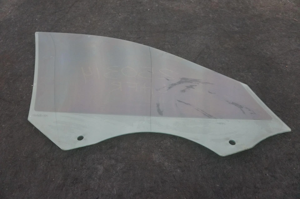 Стекло окна передней левой водительской двери 51337339455 BMW M5 F90 2018-23 *Примечание - Изображение 4 из 4