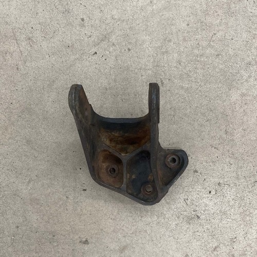 52002441 4.0L 4.2L DS Motor Mount Bracket for Wrangler YJ TJ, Cherokee