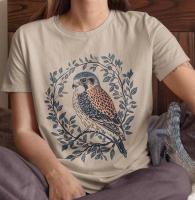 Kestrel Bird Wildlife Nature Comfort Tee Shirt Top Apparel Gift