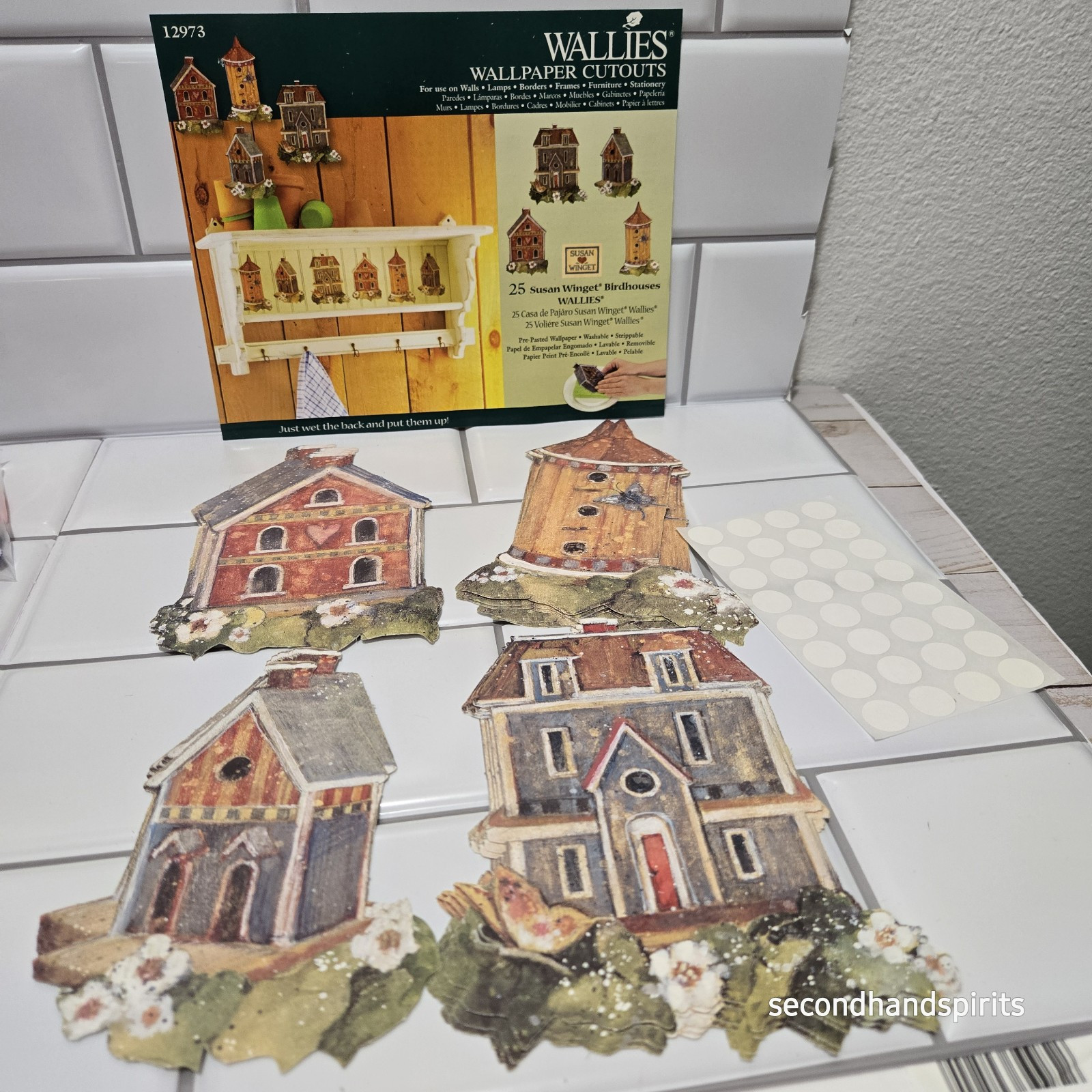 Wallies 12973 Birdhouses Pre-pasted Wallpaper Cutouts Washable Strippable