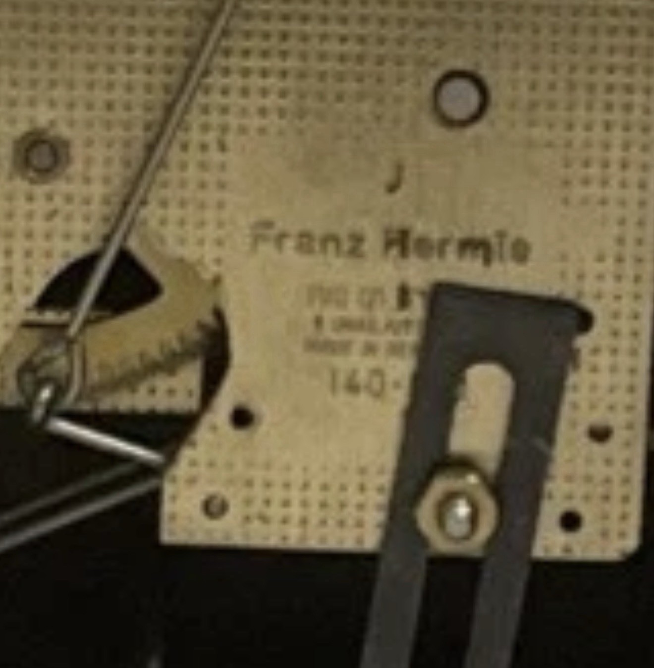 Chrome New Key For A Linden Franz Hermle 140, 1050, 1051, Series Movements Clock