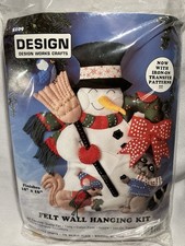 Design Works Snowman Felt Wall Hanging Kit 5109