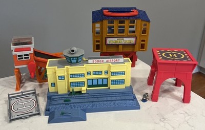 Lot Thomas The Train Sodor Airport Timber Yard Buildings Helipad Gravel Vintage