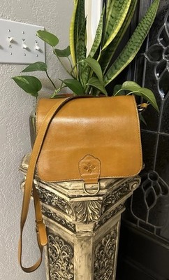 Patricia Nash Purse Bag Crossbody Purse Messenger Leather Camel Brown NICE READ