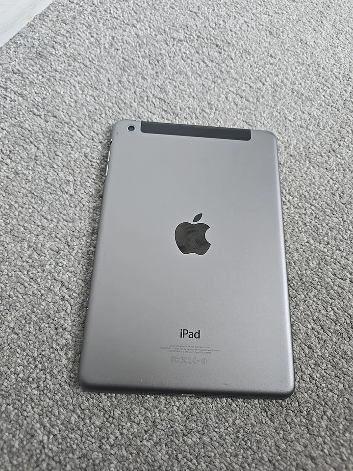 Apple iPad Mini 1st Gen A1455 7.9 Inch  12GB Wi-Fi + 4G  - Image 3 of 3