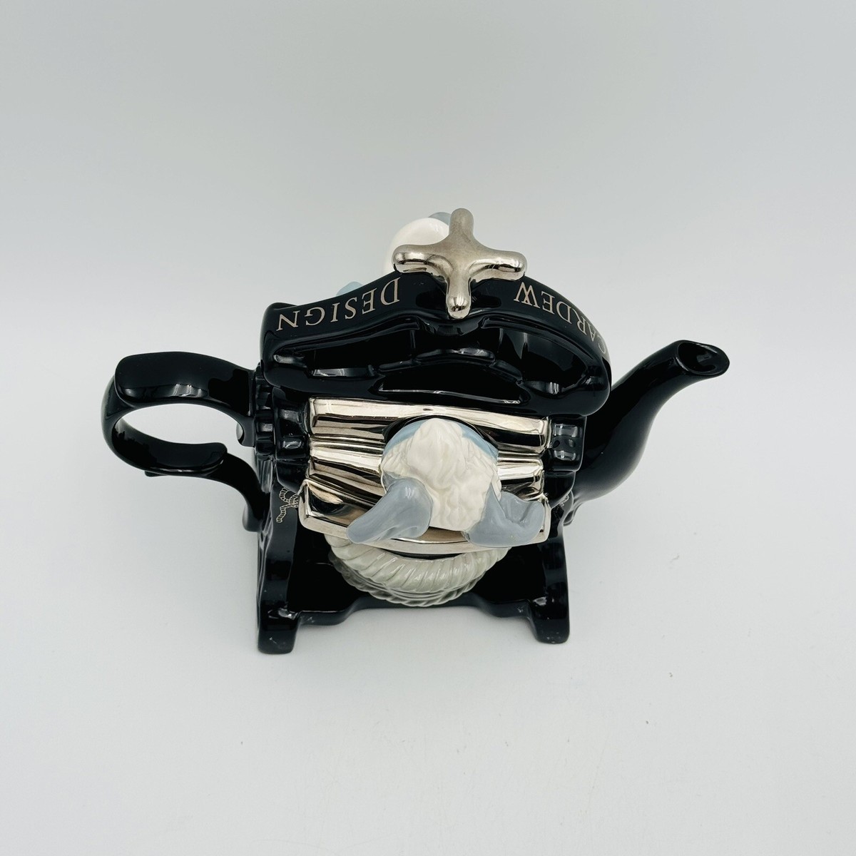Disney Showcase Donald Table Teapot LE # 836 / 5000 Paul Cardew | eBay
