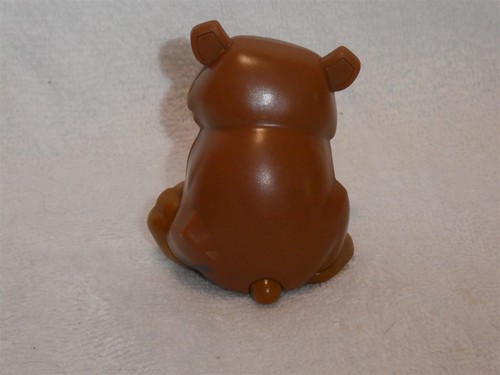 Fisher Price Little People Share & Care Zoo or Safari Brown Bear with Fish - Picture 2 of 3