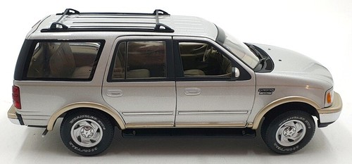UT Model 1/18 Scale Diecast 22711 - Ford Expedition Eddie Bauer Ver - Silver - Picture 4 of 5