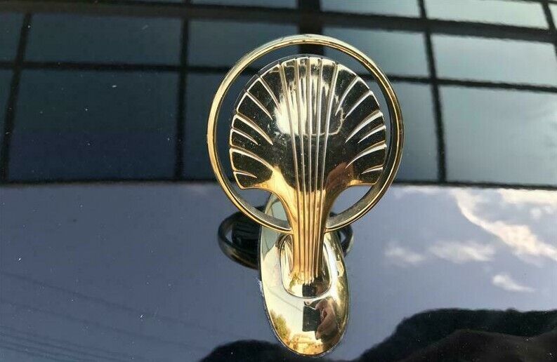 Genuine Nissan Hood Ornament 65892-AR000 Infiniti Cima Genuine Nissan Hood Ornament 65892-AR000 Infiniti Cima